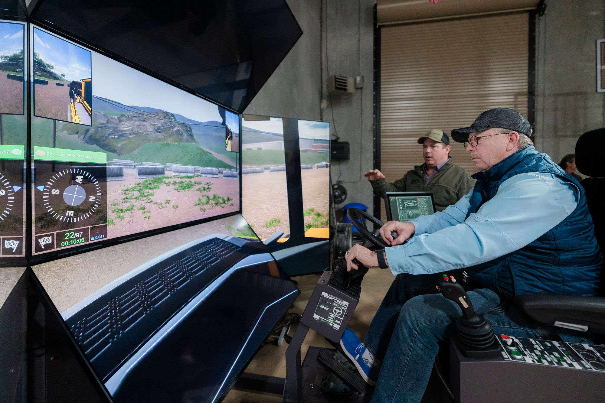 Heavy equipment simulator